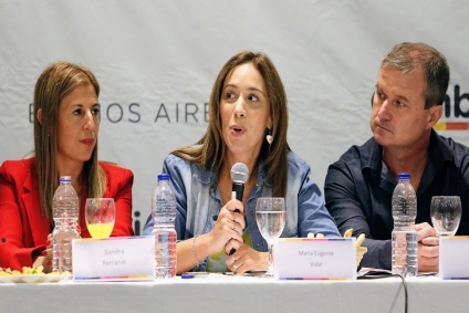 Los precandidatos locales participaron en el primer “Foro del Cambio 2019”