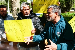 Daniel Suárez estuvo acompañado por manifestantes de Máximo Paz.