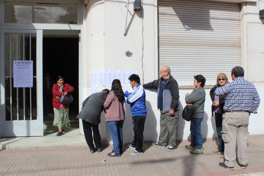Con menos inconvenientes que en las PASO, comenzó la votación en Cañuelas