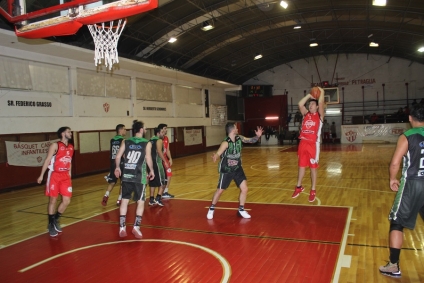 Cañuelas volvió con todo