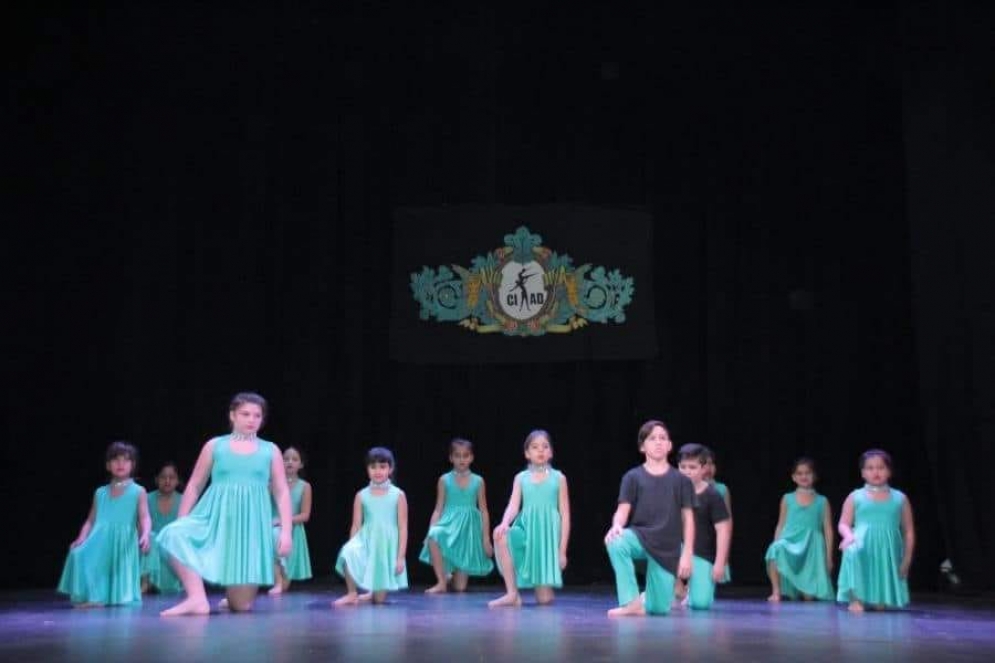Escuela de Danza contemporánea de Máximo Paz obtuvo una beca para competir en Viña Del Mar