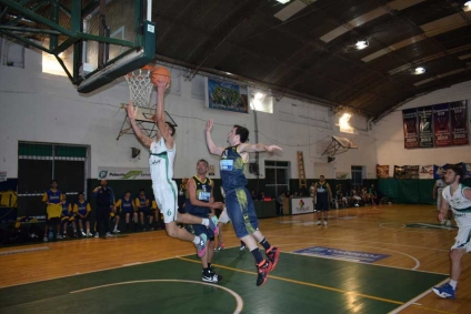 Juventud ganó en su debut como local en el Torneo Provincial