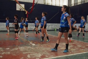 El equipo femenino de Cañuelas.