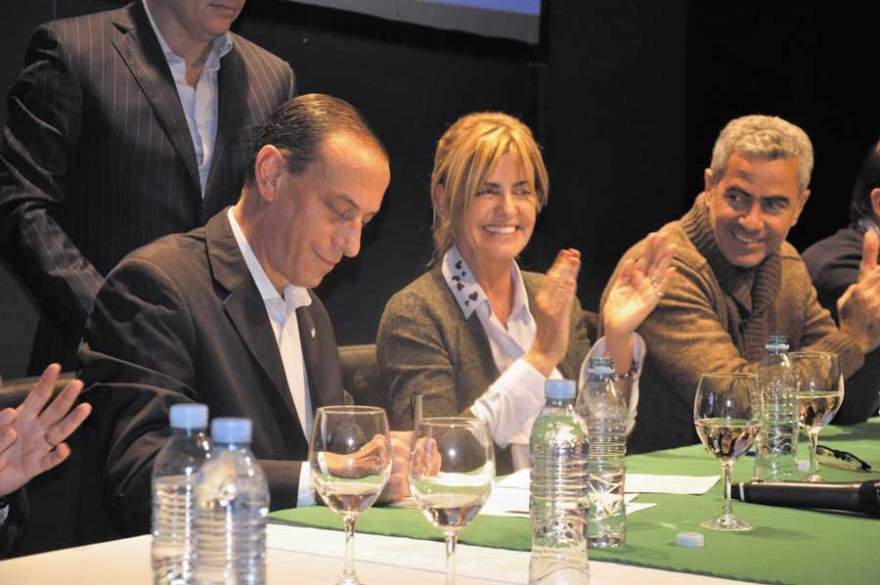 Mercado Agro Ganadero: Proyectan la creación de 1500 puestos de trabajo y una inversión de 10 millones de dólares
