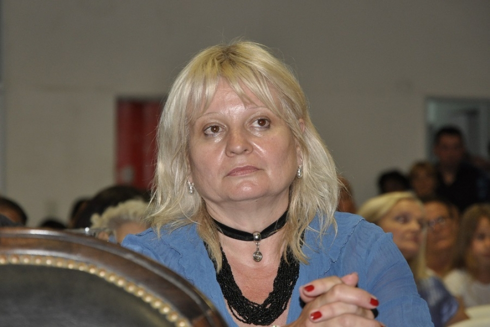 Diana Barcia, presidenta de la comisión que quedó empapada en el conflicto.