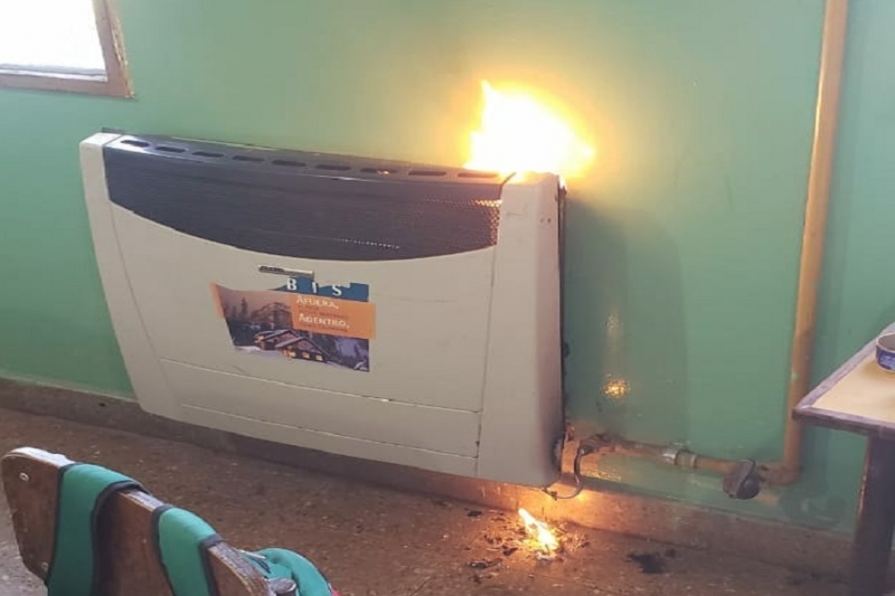 El calefactor en el momento exacto cuando empezaba el fuego.