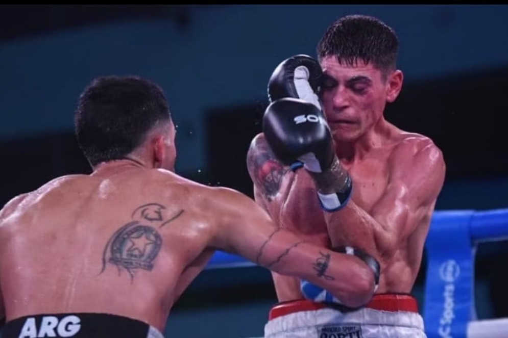 El duelo se desarrolló en el Microestadio Municipal de Hurlingham.