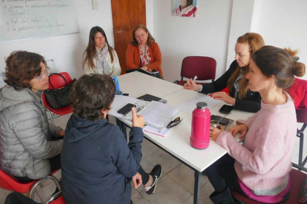 Algunas integrantes de la mesa de violencia durante una reunión tiempo atrás. 