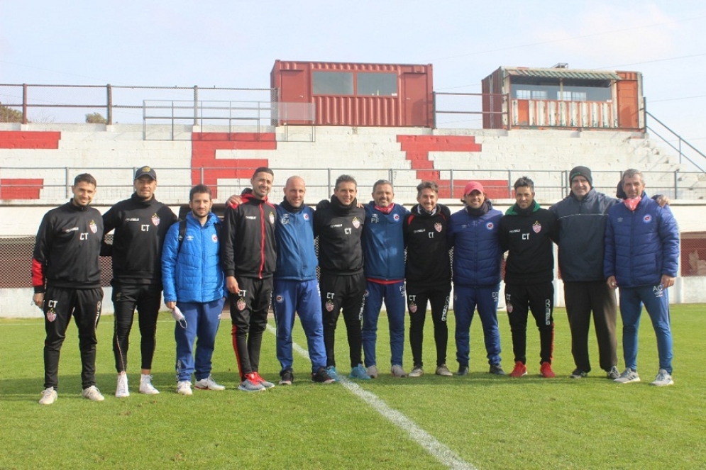 Cristian Zermatten, hermano del táctico Tambero, dirigió al combinado visitante.