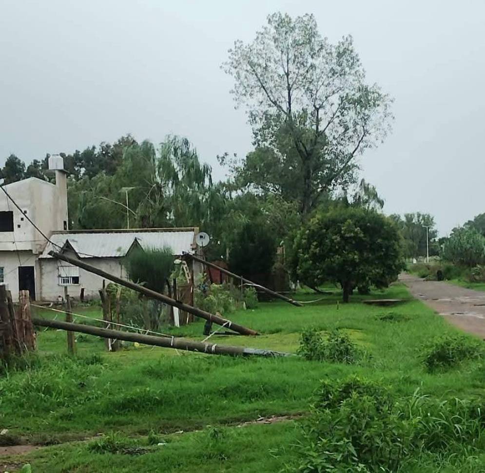 Las fuertes ráfagas de viento hicieron estragos.