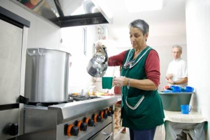 Auxiliares: el Consejo Escolar lanza la apertura y reinscripción de aspirantes para 2026