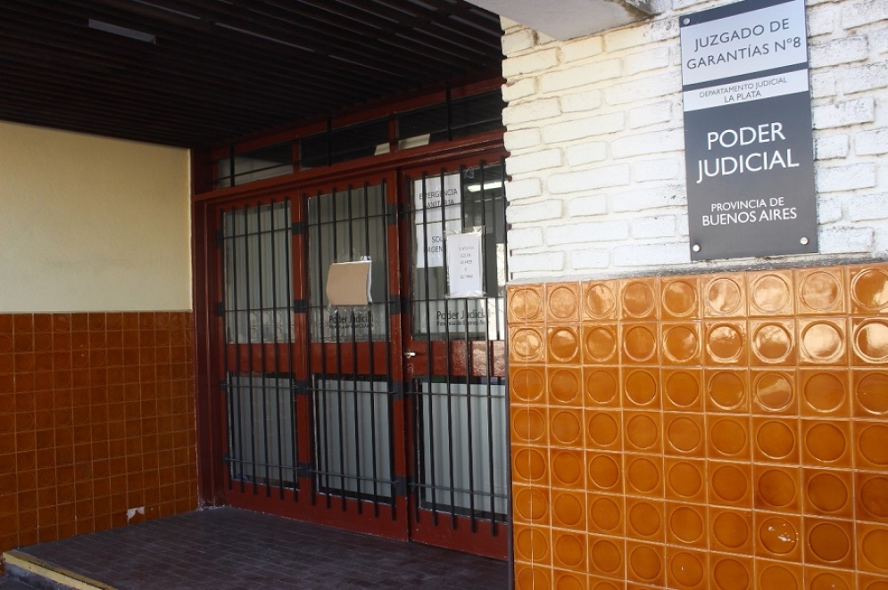 La sede del Juzgado N°8 esta ubicada en Moreno al 600. 