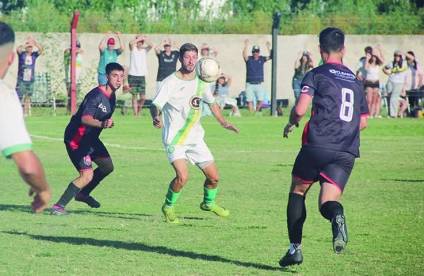 Uribelarrea empató con Corina por el Federal Regional