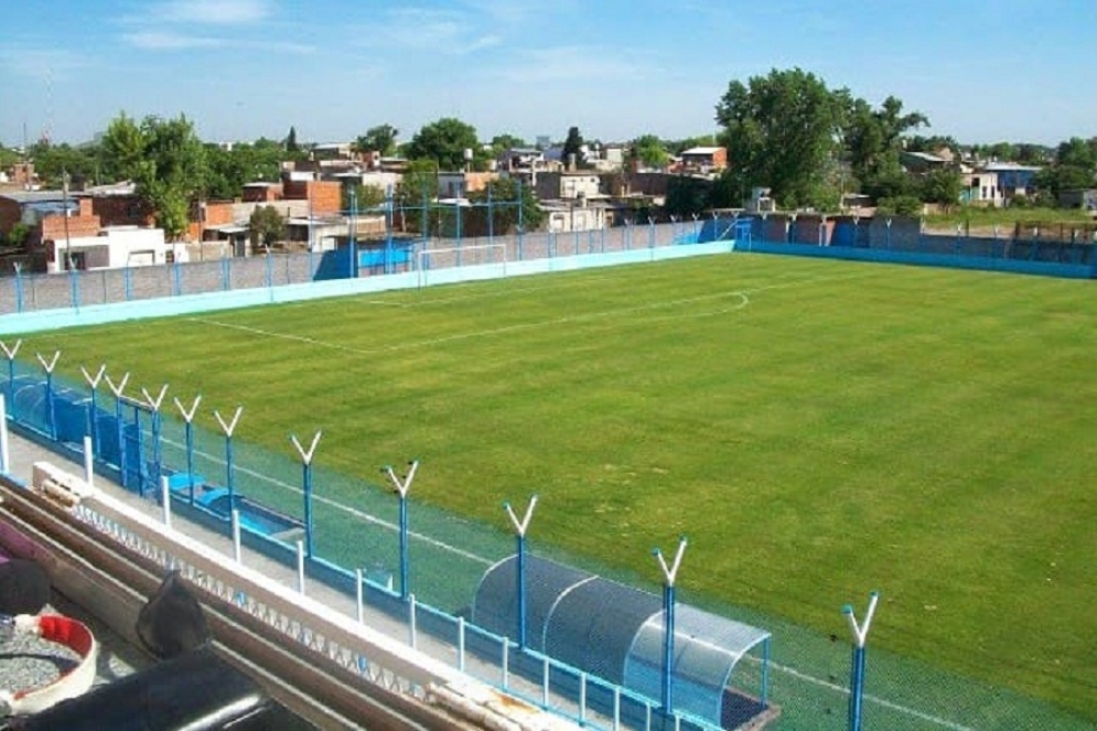 Este viernes el cuerpo técnico tendrá el primer contacto con el plantel, en el Arín.