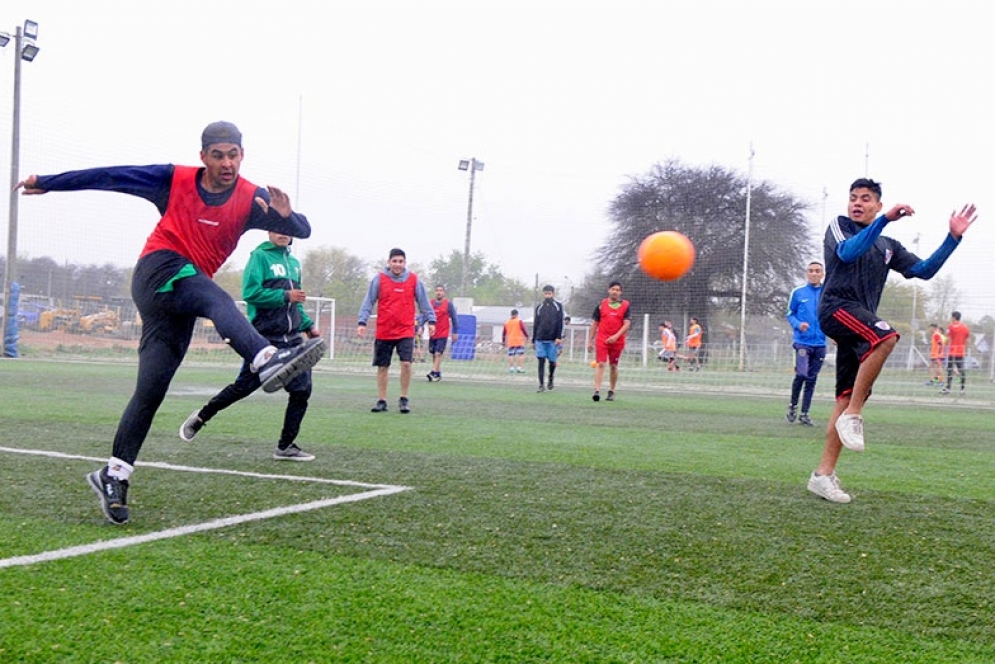 Suman restricciones para la práctica deportiva en Cañuelas