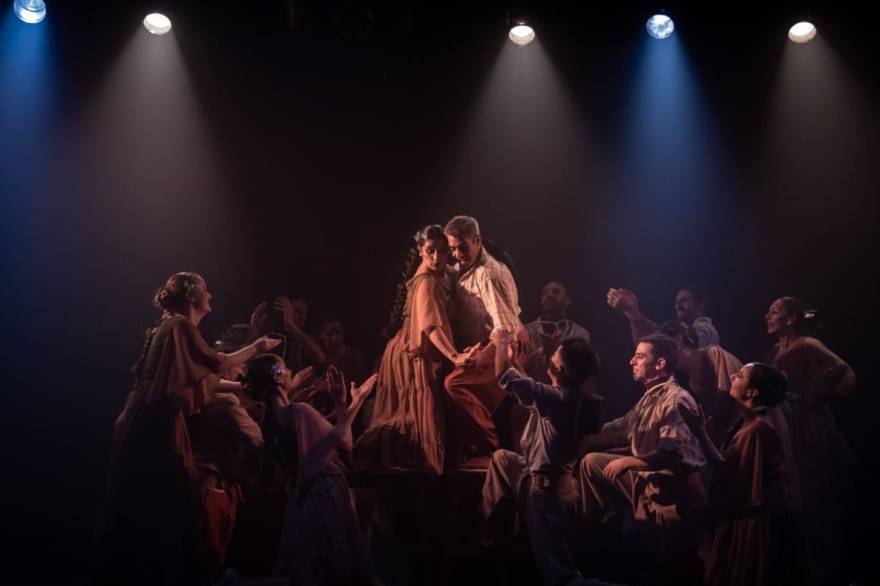 Tradición en escena: el folclore iluminará el Teatro Cañuelas