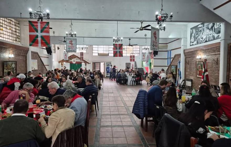 El Centro Vasco prepara la despedida de año en el Día del Euskera