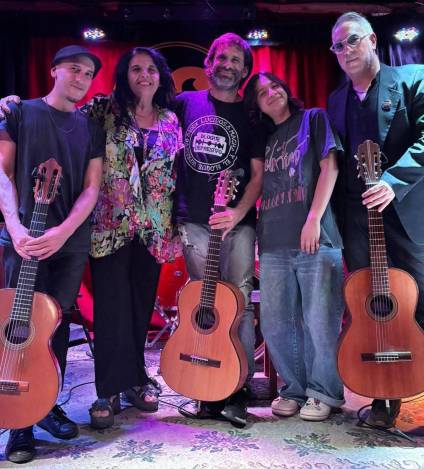 En su primer aniversario, “Tangueras” despide el año a pura música