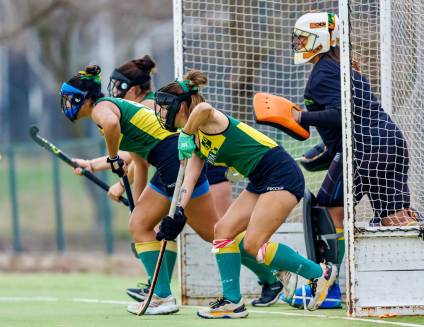 Las Cañas festejó y no se baja de la pelea en hockey femenino