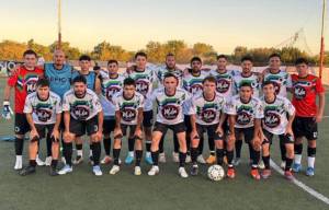 EFIC debut&oacute; en el torneo con un empate lleno de goles.