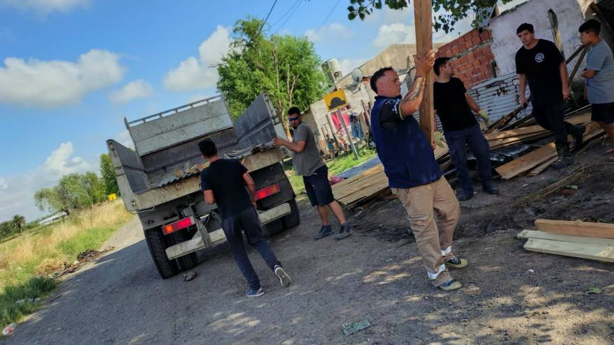 Temporal en Cañuelas: el Municipio desplegó un operativo de emergencia por voladuras de techos y caída de árboles
