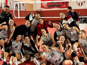 La alegr&iacute;a de la victoria. (FOTO: Instagram @cfcvoley).