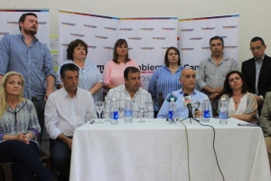 En Cañuelas, el vicegobernador de la provincia confirmó que no es prioridad la apertura del Hospital Regional