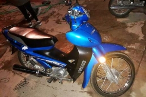 La moto robado en las primeras horas del viernes, en Rawson y Vélez Sarsfield.