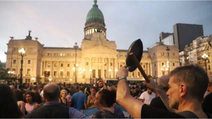 Nacionales: convocan a una manifestación para exigir un juicio político a Javier Milei