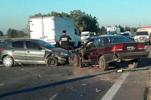 Triple choque en la Autopista Ezeiza-Cañuelas