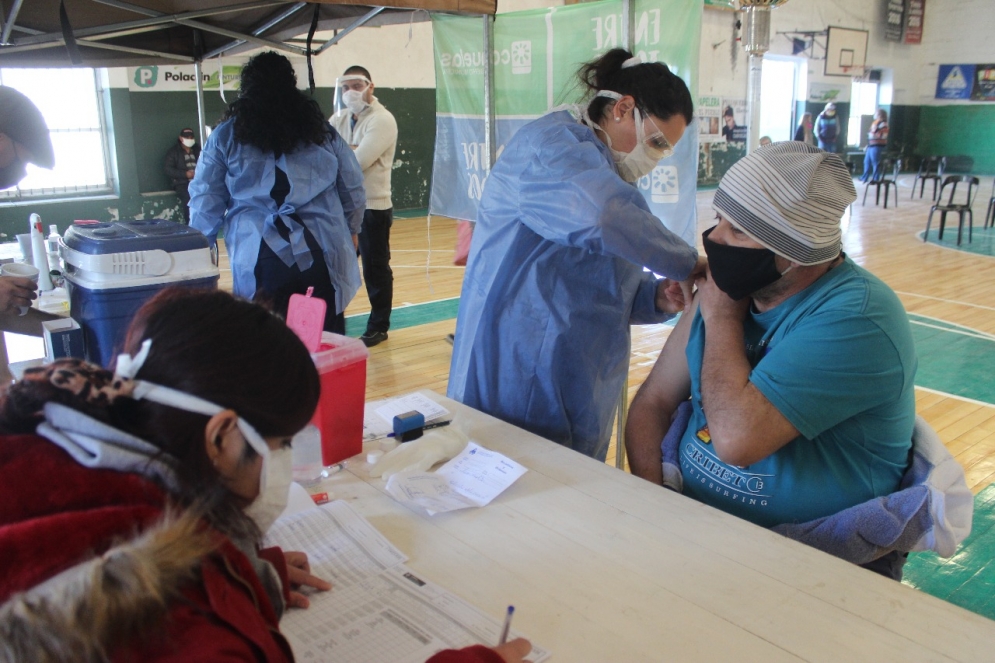 Este martes, el programa de vacunación llega a Los Aromos