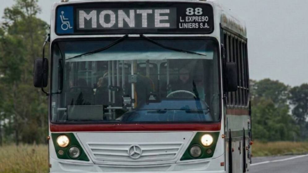 La frecuencia subi&oacute; de 4 a 6 servicios durante la semana (FOTO: La Voz de Monte).