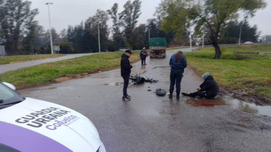 Ruta 205: un camión y una moto chocan en Levene