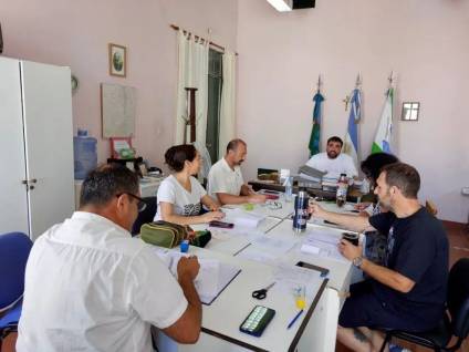 Nuevas oportunidades laborales en el sector educativo: 16 cargos disponibles