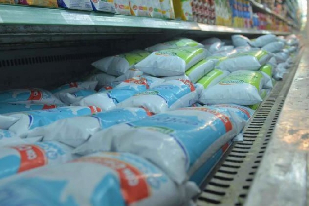 Advierten posible faltante de leche en las góndolas