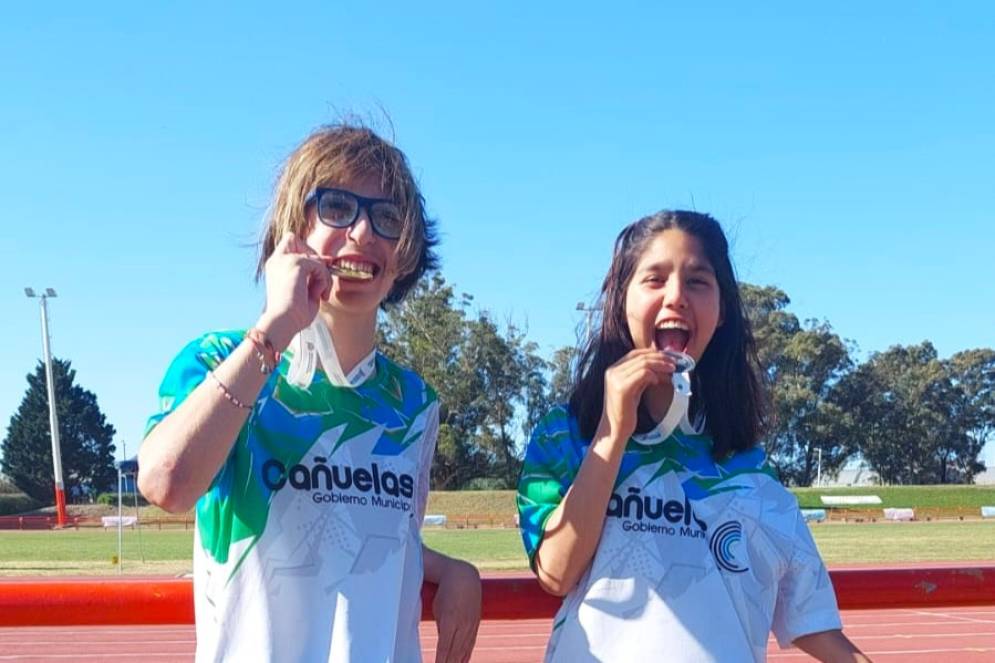 Simón y Estefanía, los medallistas del segundo día: 