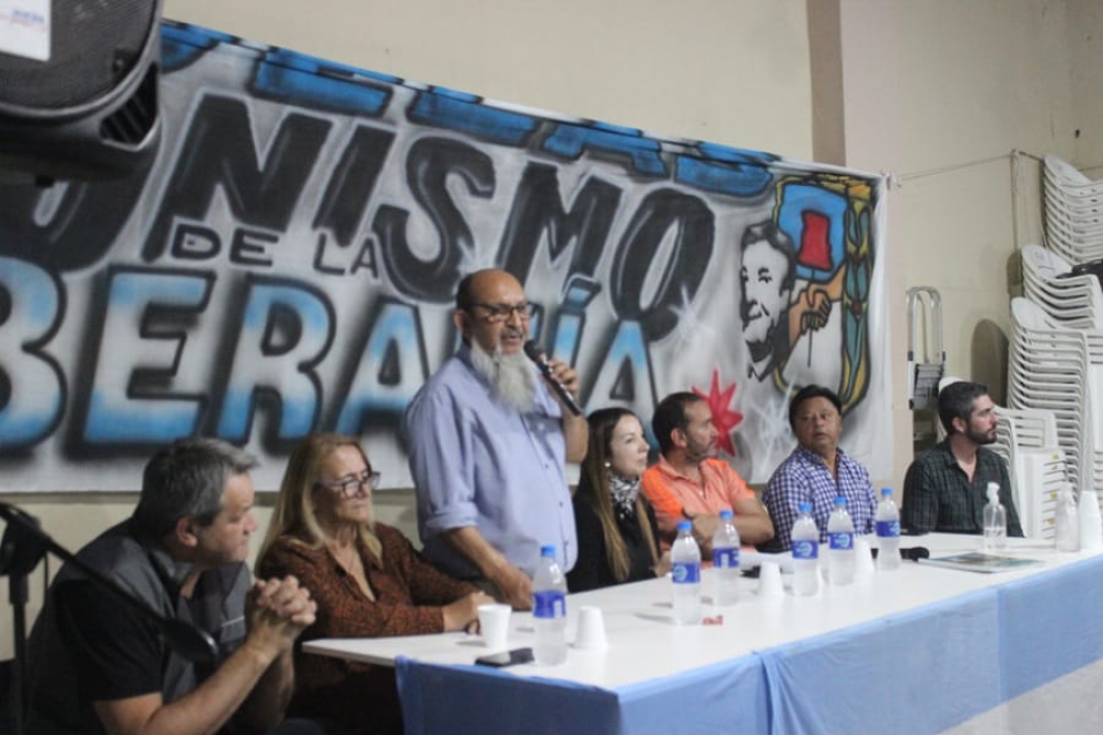 Hubo representantes de diversas organizaciones del campo popular.