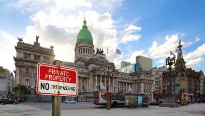 Ley de Tierras: el Senado vota y la calle responde con una movilización