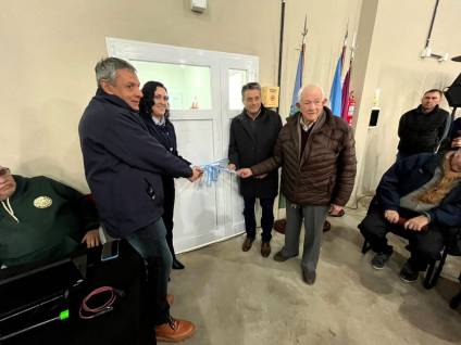 En plena tensión con Cañuelas, la Cooperativa Carboni inauguró su espacio para televisión e Internet