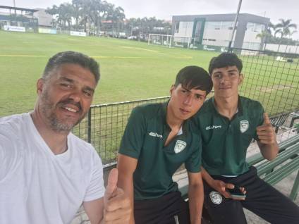 Dos juveniles de Uribelarrea, a prueba en Ecuador