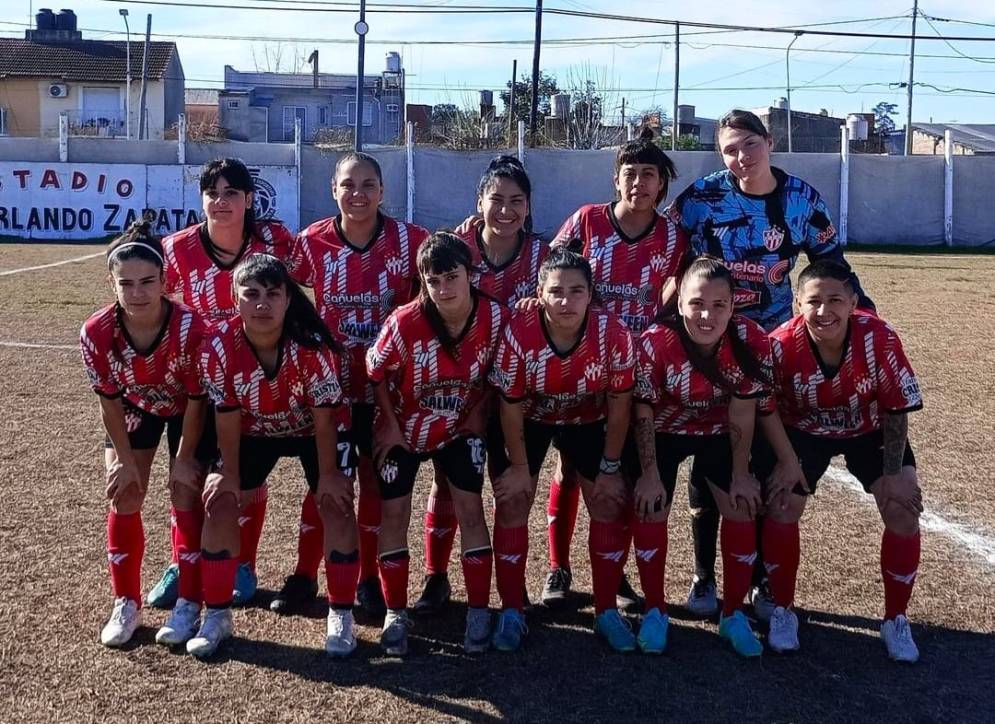 El equipo quedó a un punto de la zona de desafiliación. (FOTO: @femeninocfc).