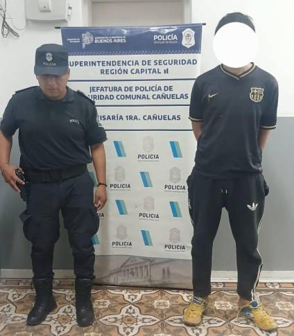 Acuchill&oacute; a su hermana en el cuello, haciendo caer a un beb&eacute; de 11 meses al suelo