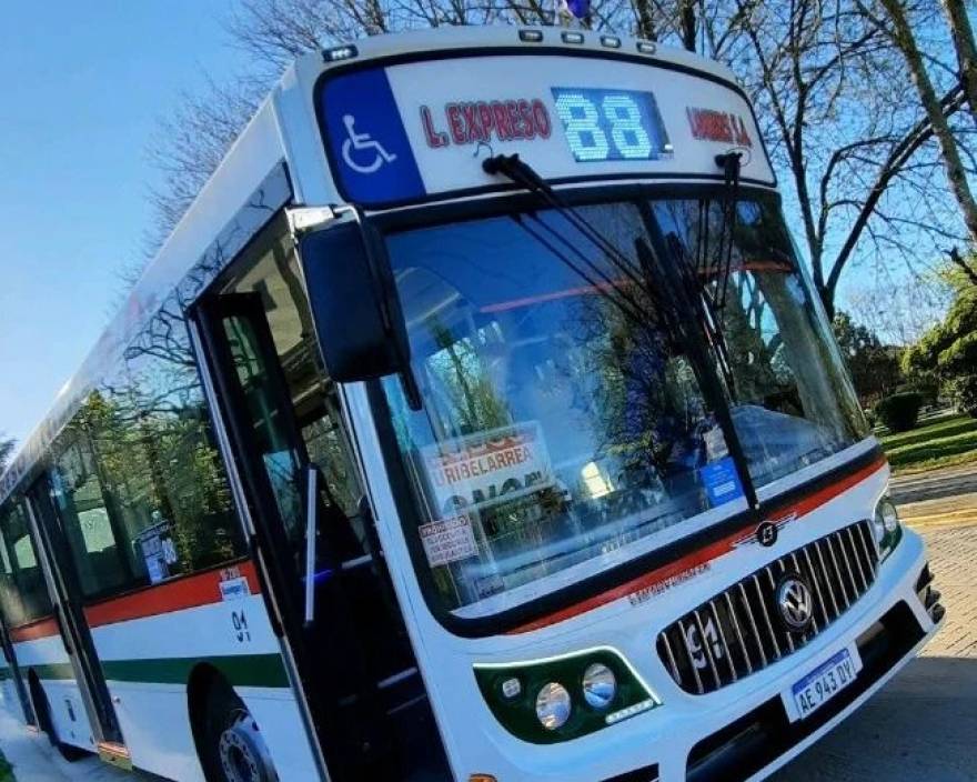 El municipio aclaró que la línea 88 es de competencia nacional y que no puede exigir mejoras ni controlar el servicio