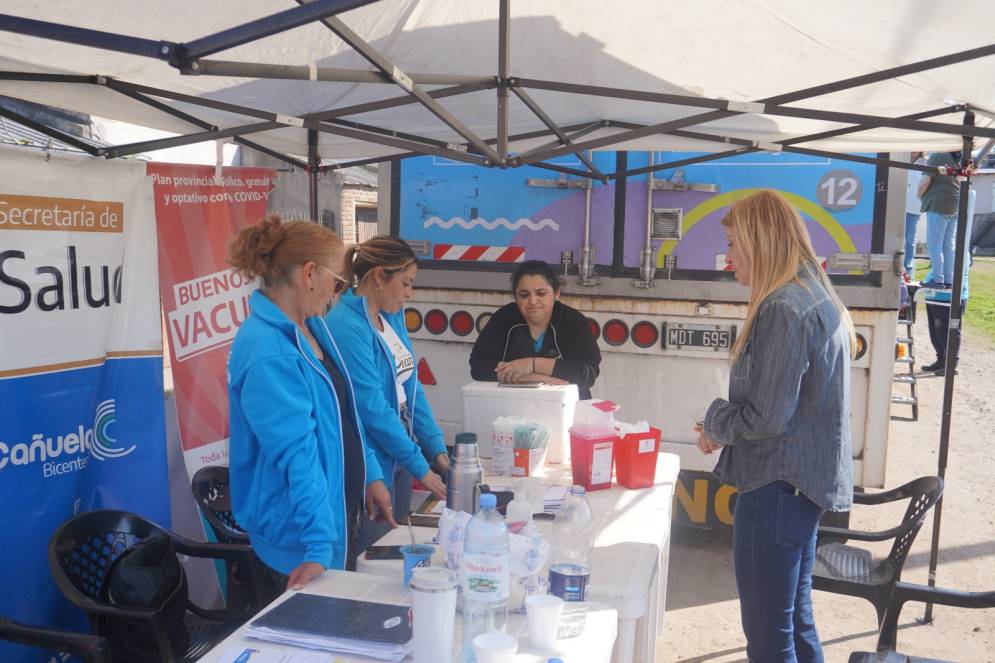 Pasado el mediodía, la intendenta Fassi supervisó el operativo.